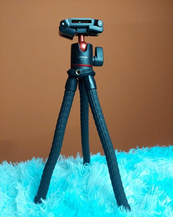 Ulanzi MT11 Octopus Tripod For DSLR Camera & Smartphones - Image 4